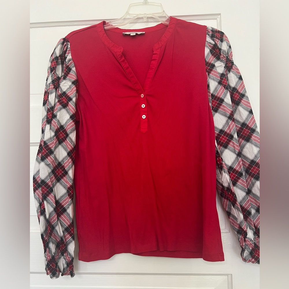 Loft Red Knit top with plaid cotton sleeves. Size XL